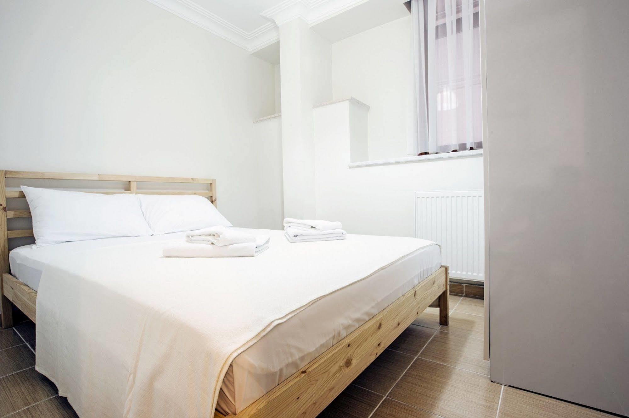 Buyukada Apart Hotel - Sehbal Adalar Bagian luar foto