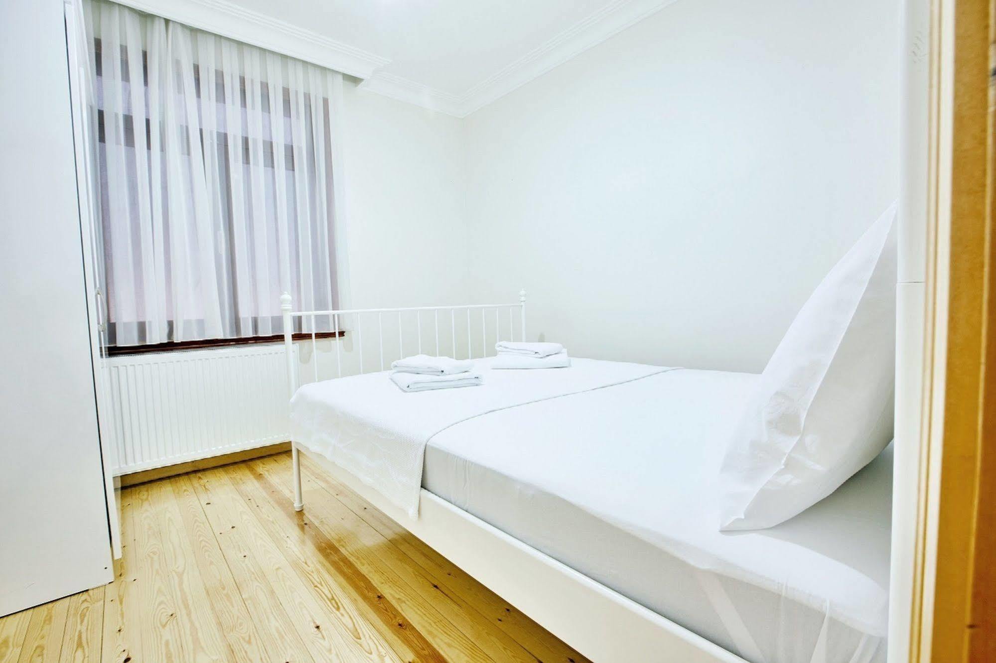 Buyukada Apart Hotel - Sehbal Adalar Bagian luar foto